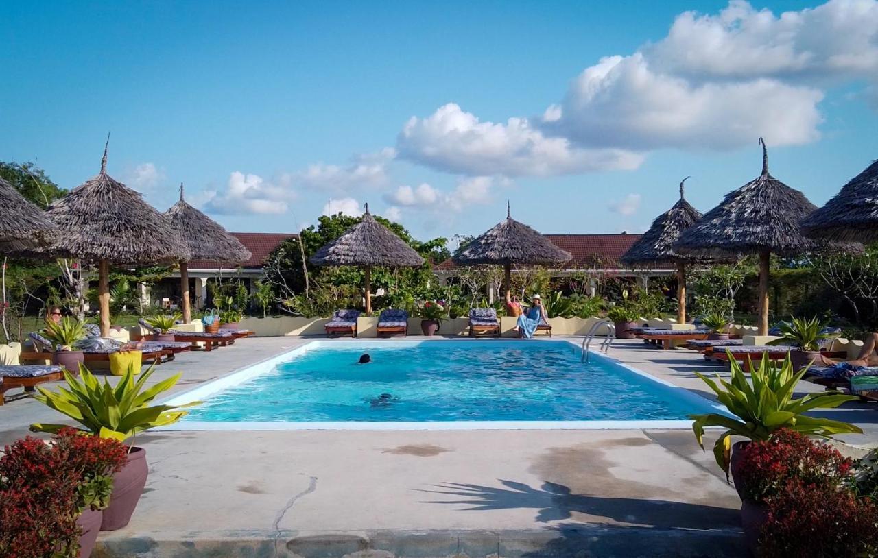 Butiama Bustani Hotel Kilindoni Bagian luar foto