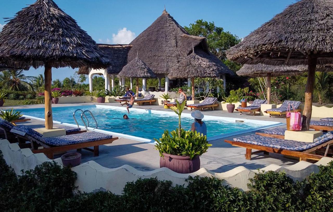 Butiama Bustani Hotel Kilindoni Bagian luar foto