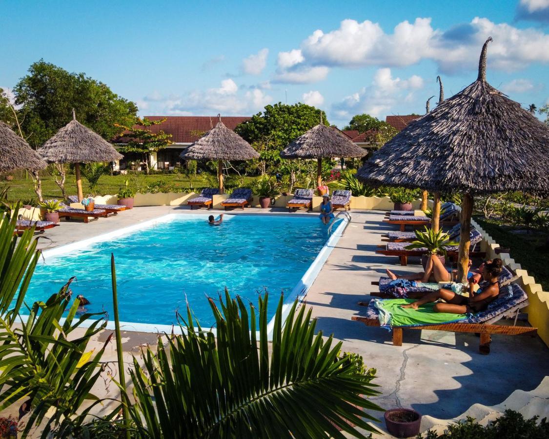 Butiama Bustani Hotel Kilindoni Bagian luar foto